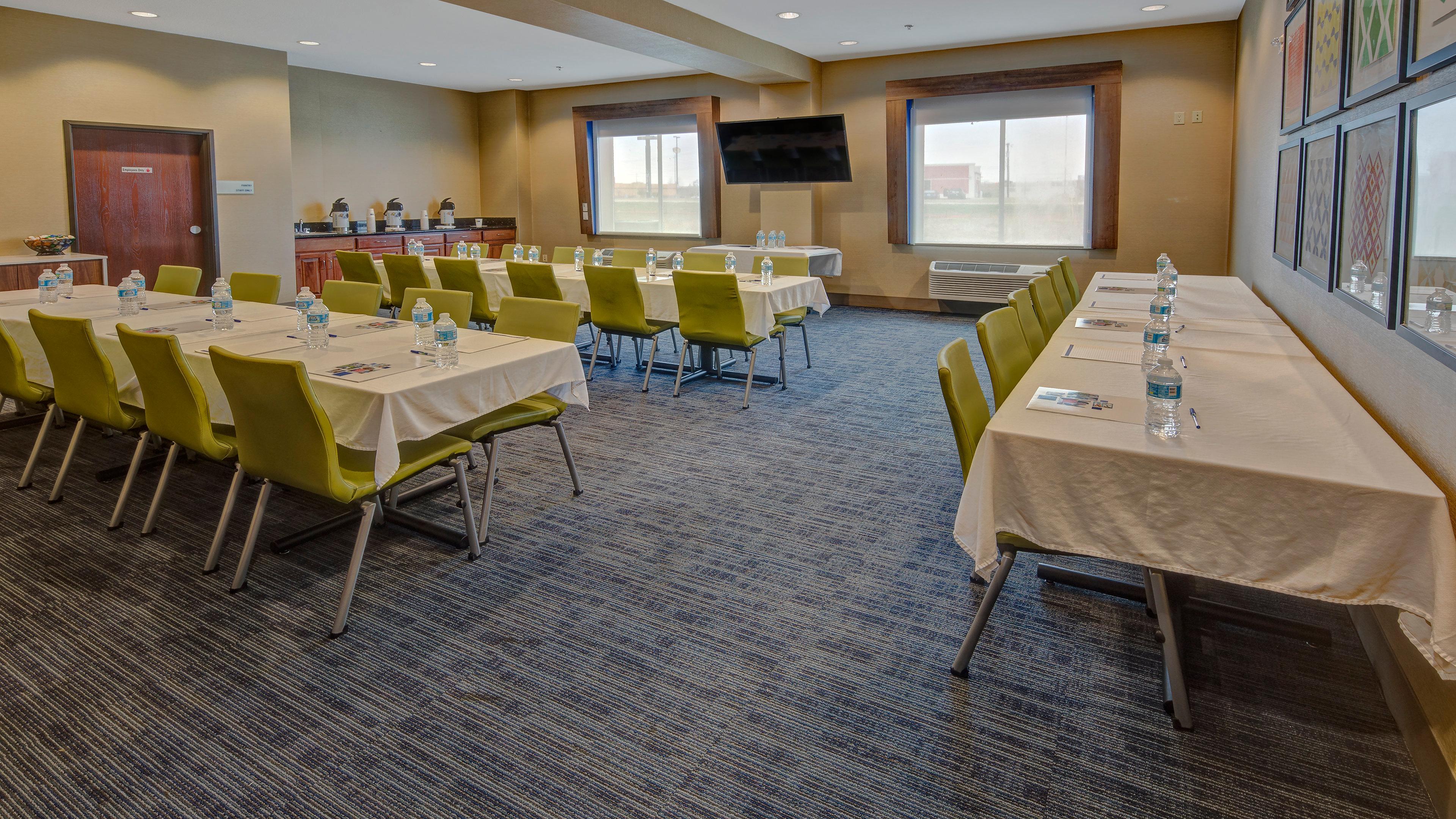 Holiday Inn Express Hotel And Suites Corsicana I-45 By Ihg Exterior photo