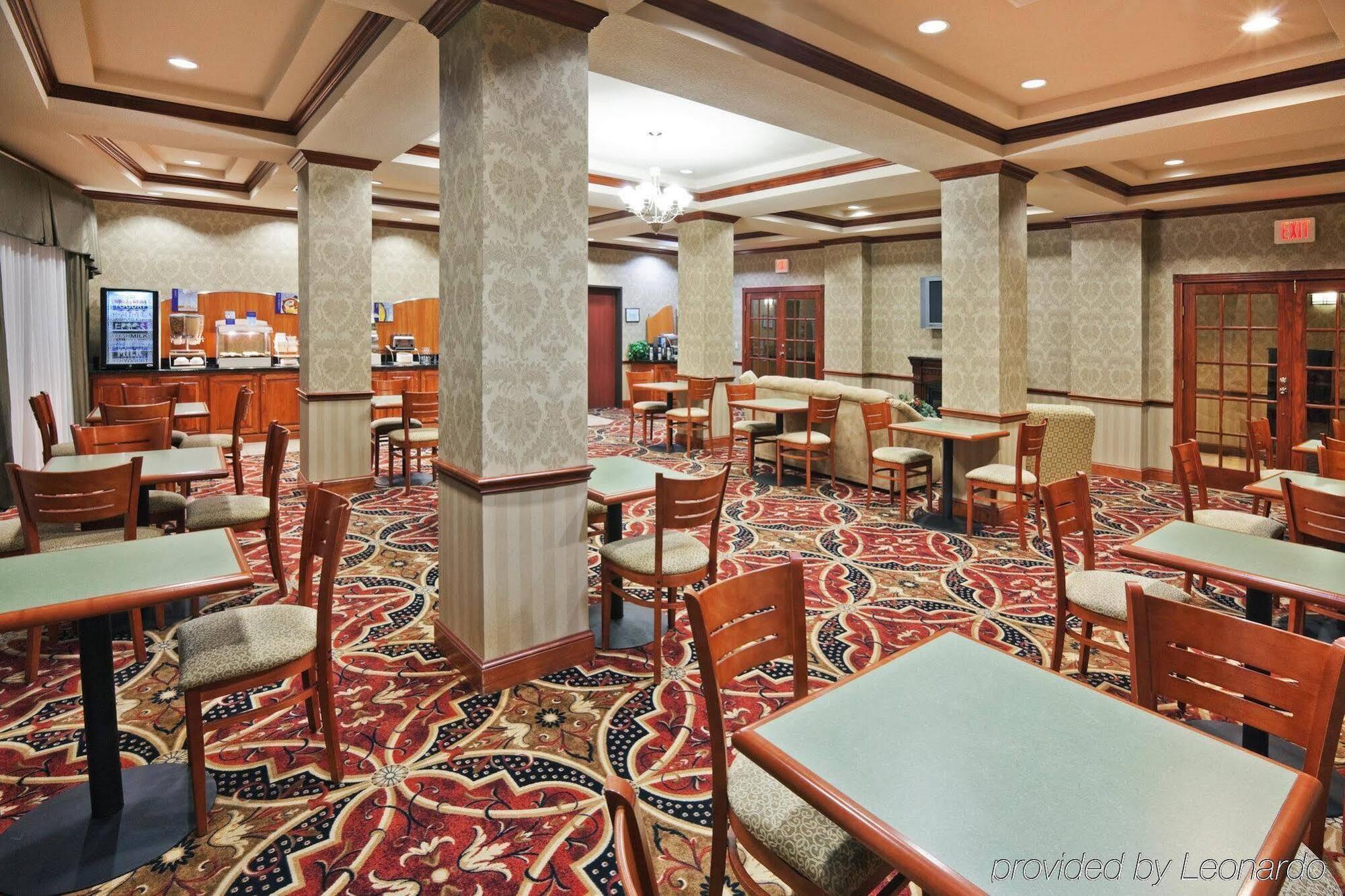Holiday Inn Express Hotel And Suites Corsicana I-45 By Ihg Exterior photo