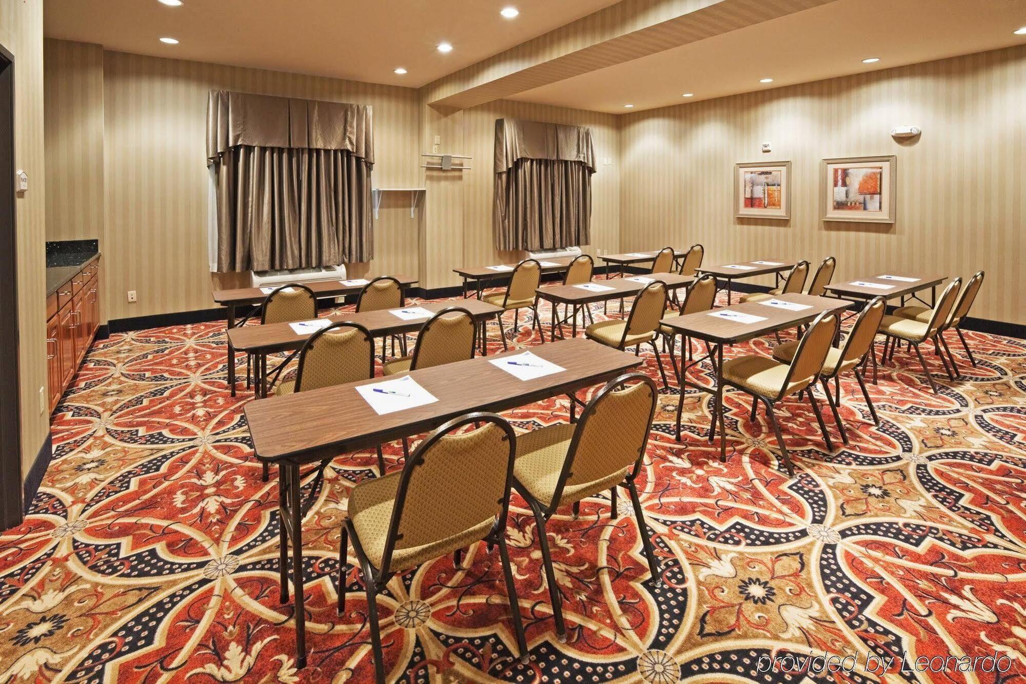 Holiday Inn Express Hotel And Suites Corsicana I-45 By Ihg Exterior photo