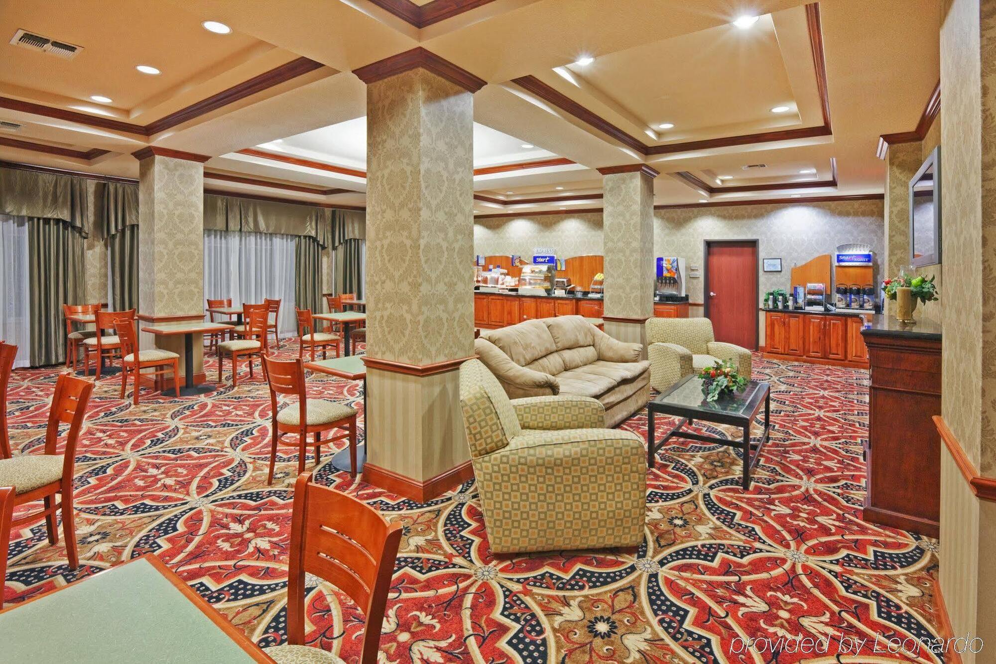 Holiday Inn Express Hotel And Suites Corsicana I-45 By Ihg Exterior photo